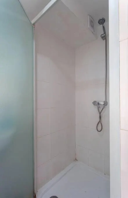 Mouraria I, Eco-Duplex, French Balcony & Smart Check-In Apartment Lisbon Portugal
